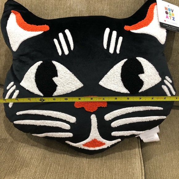 Novogratz Halloween Cat Pillow - Picture 11 of 11